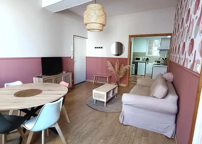 Terre De Bourgogne - Appartement Au Centre Ville D\'Avallon