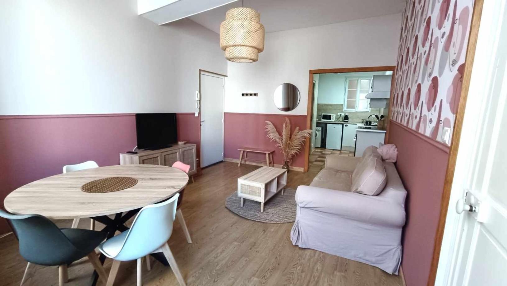 Apartment Terre De Bourgogne - Au Centre D'avallon Avallon